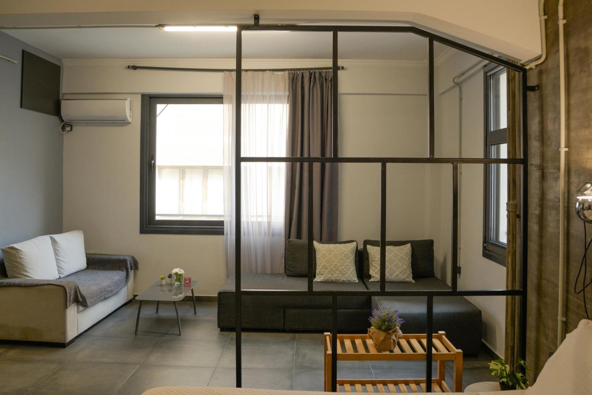 Virginia's Boutique Apartment *